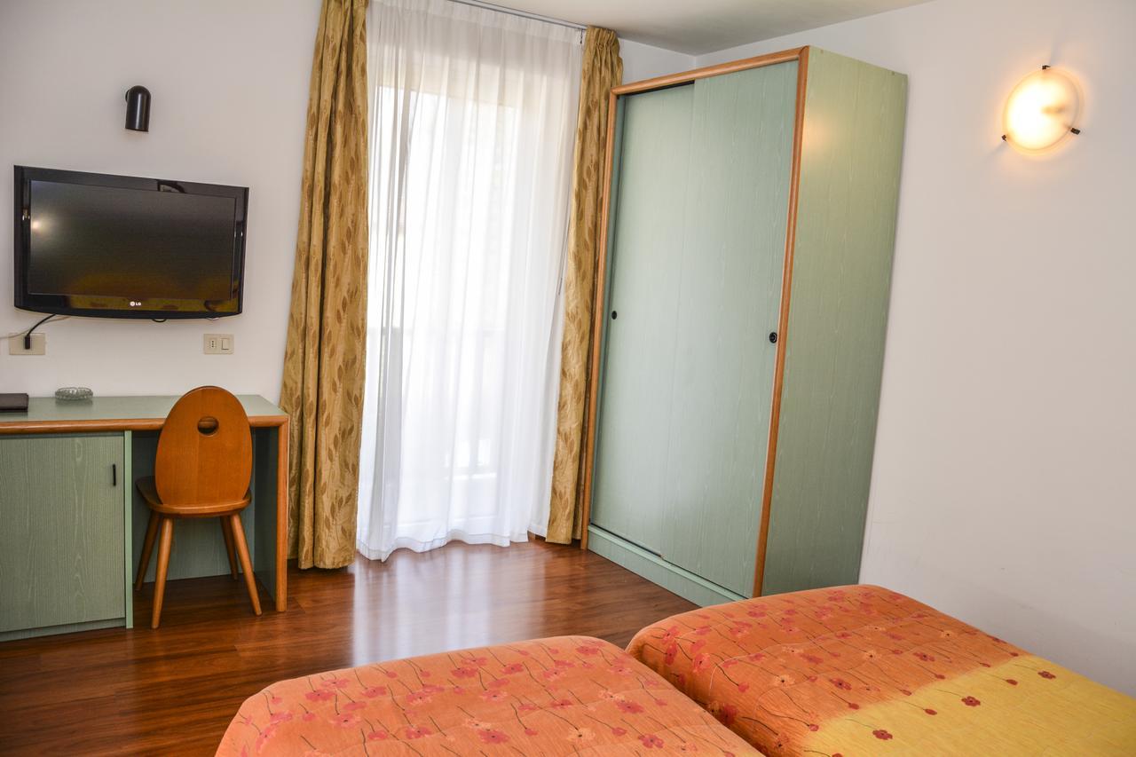 Hotel Sport Пьеве-ди-Ледро Экстерьер фото