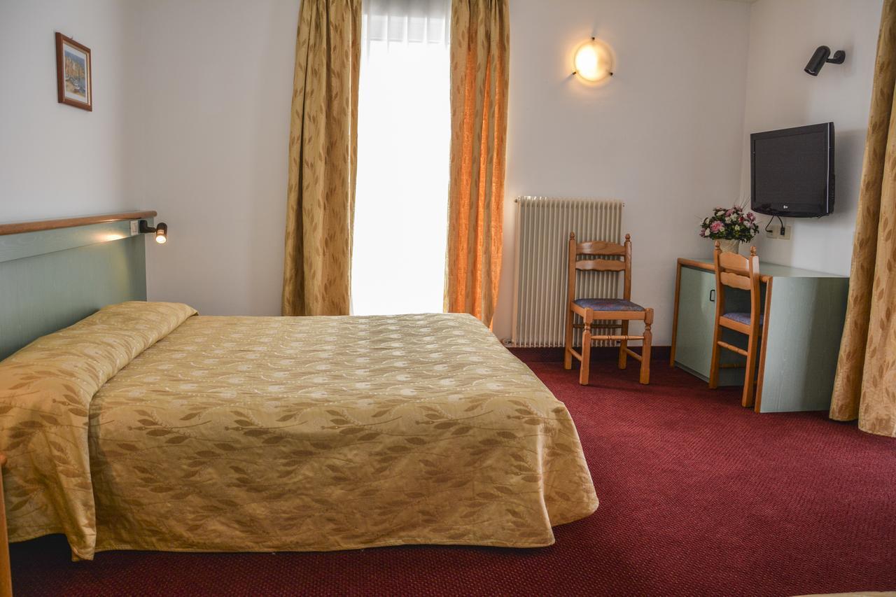Hotel Sport Пьеве-ди-Ледро Экстерьер фото