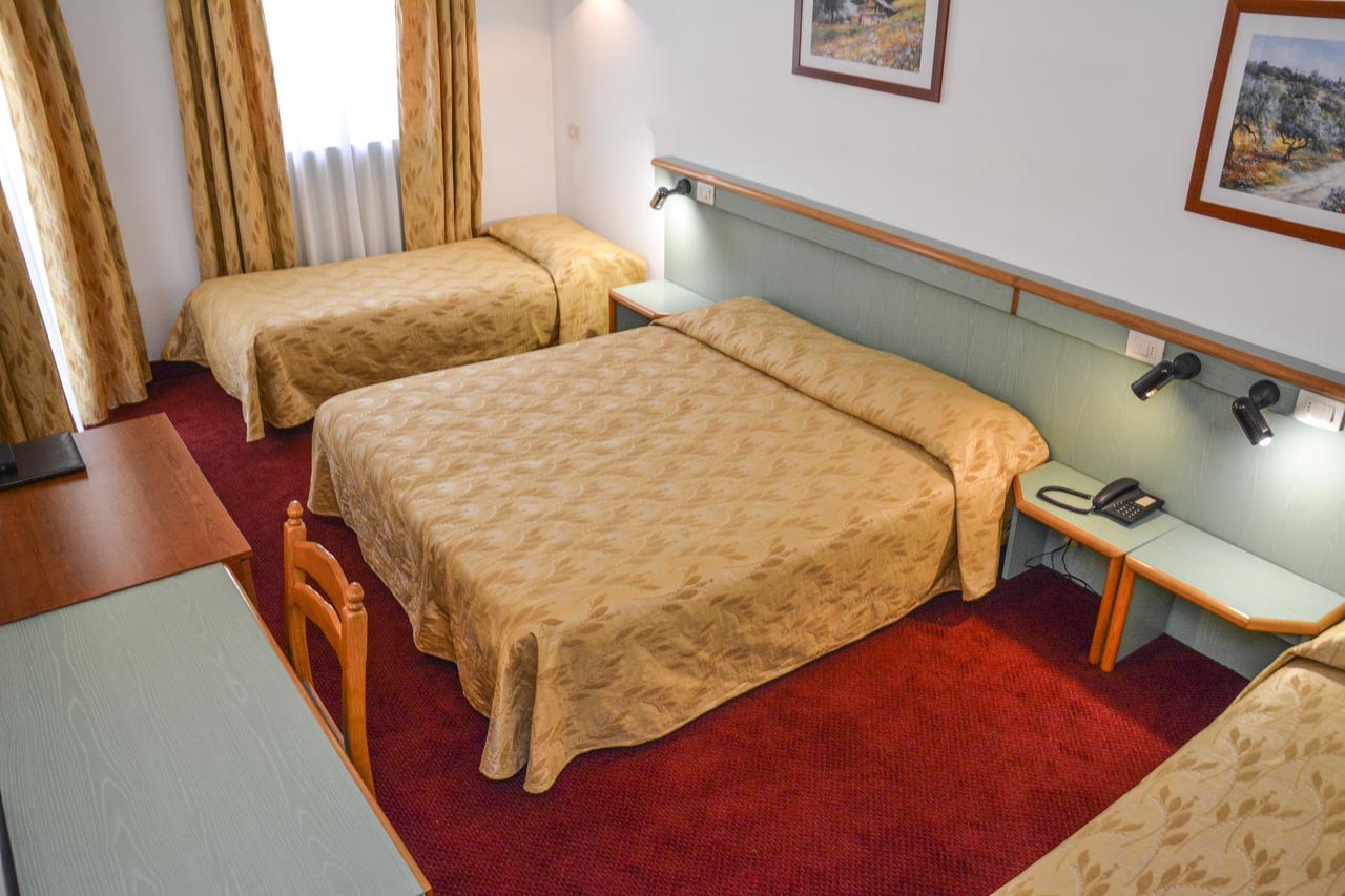 Hotel Sport Пьеве-ди-Ледро Экстерьер фото